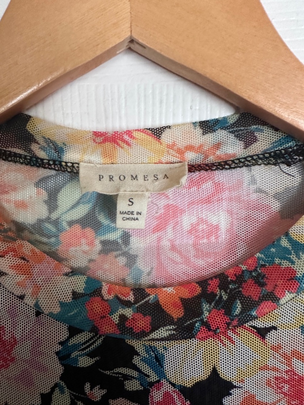 Promesa Floral Sheer Long-Sleeve Mesh Top - Pink/Black/Green - Picture 3 of 6